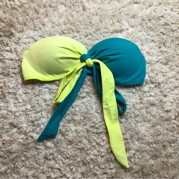 Pre-Owned Victoria’s Secret PINK Strapless Bikini Top Size S - Picture 2 of 5